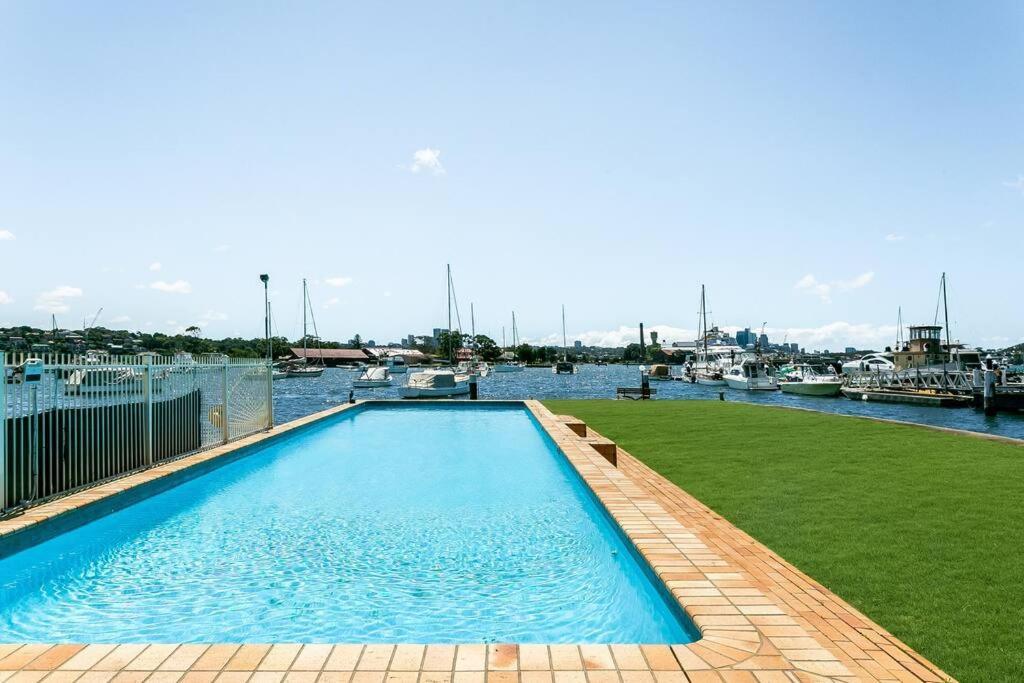 Stg38 - Stunning Waterfront - Drummoyne