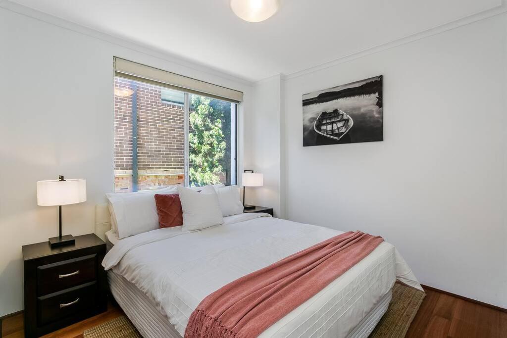 Stg38 - Stunning Waterfront - Drummoyne Sydney